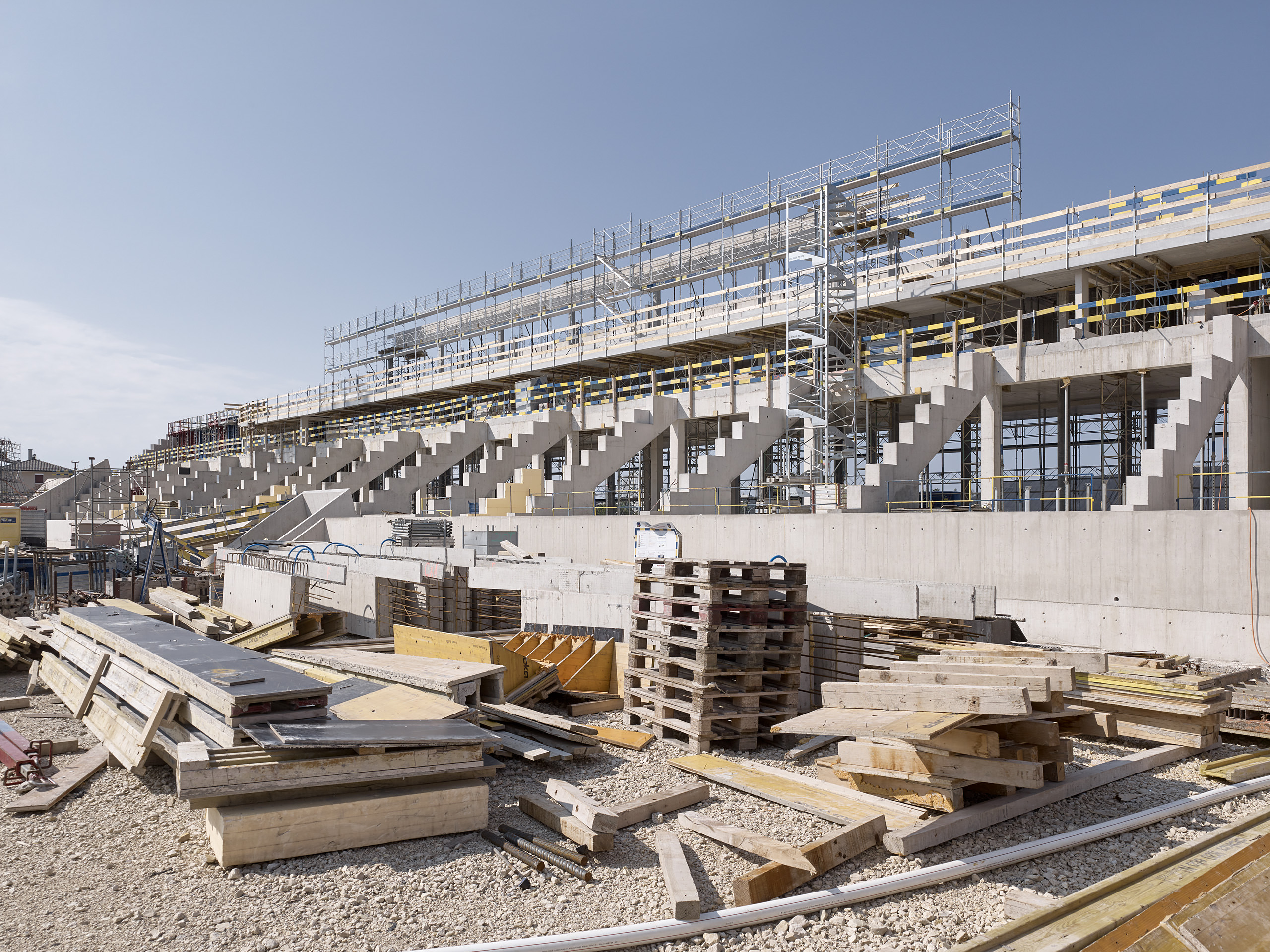 Stade de la Tuilière, Lausanne